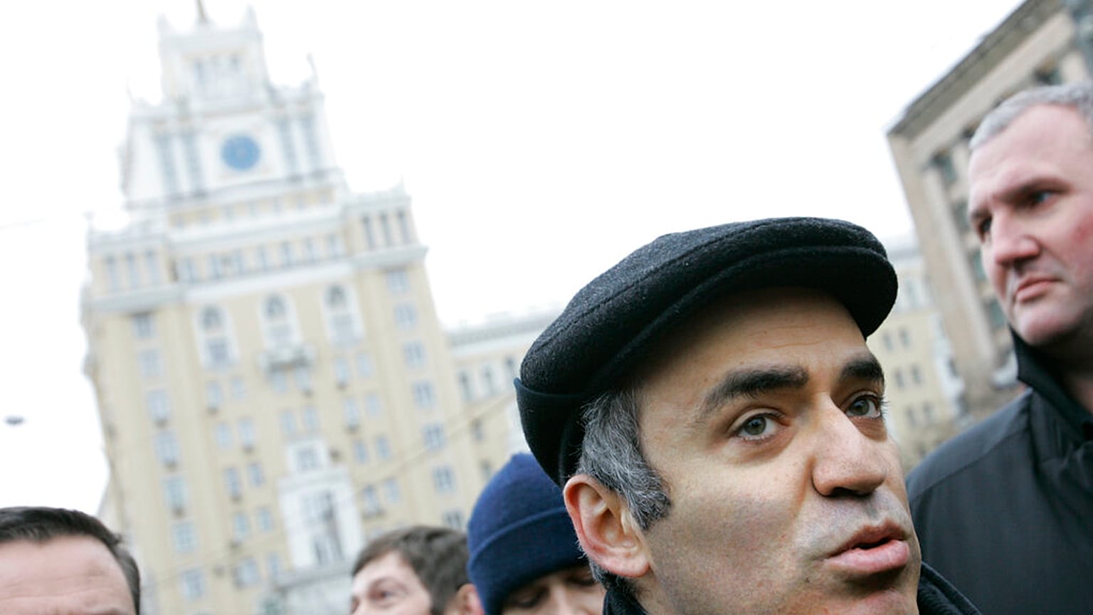 Kaszparov egy moszkvai ellenzéki tüntetésen, 2009