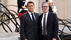 Emmanuel Macron hat eine Gruppe von europäischen Staats- und Regierungschefs nach Paris eingeladen, darunter den britischen Premierminister Keir Starmer.
