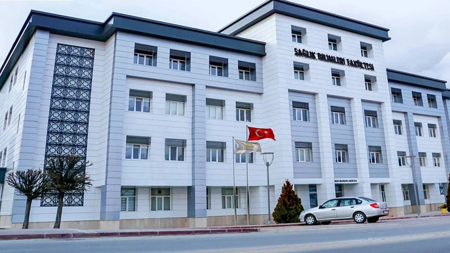 Selçuk Üniversitesi Sağlık Bilimleri Fakültesi