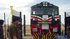 PAKISTAN TRAIN