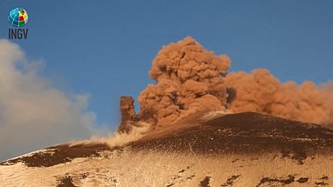 L’Etna en éruption,  Sicile, Italie, le 14.02.2025