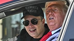 Musk és Trump egyTeslában