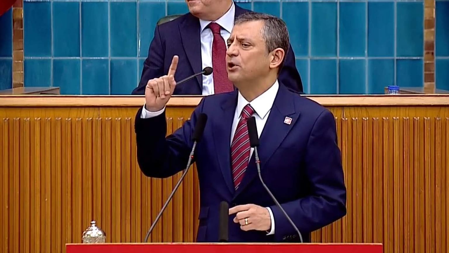 Özgür Özel