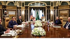جانب من اللقاء بين الوفدين الأمريكي والروسي في الرياض، 18 فبراير 2025.