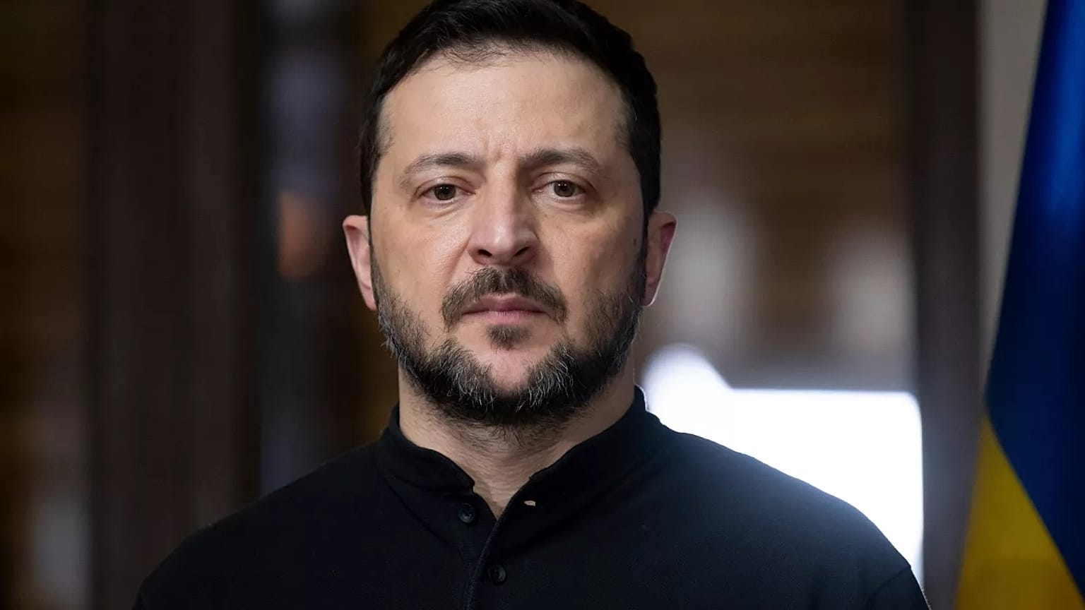 Presidente da Ucrânia, Volodymyr Zelenskyy, chega para conversações com o Chanceler da Alemanha, Olaf Scholz, na Conferência de Segurança de Munique, 15 de fevereiro de 2025
