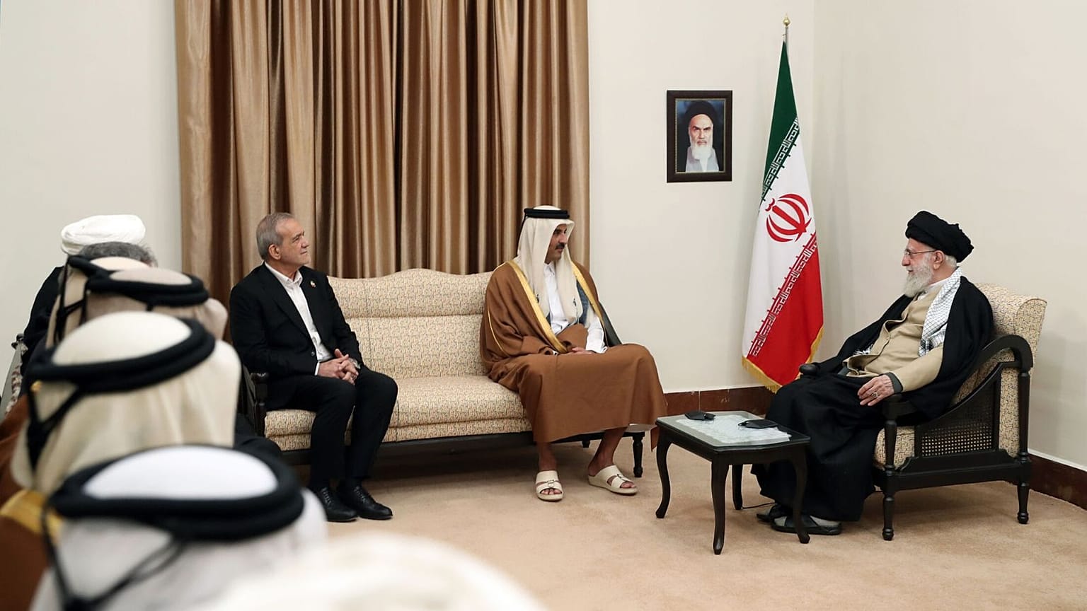 دیدار علی خامنه‌ای با امیر قطر