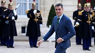 Pedro Sánchez en la reunión de emergencia en Francia por Ucrania