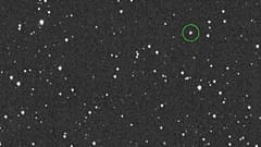 2024 YR4 asteroidi halka içinde gösteriliyor