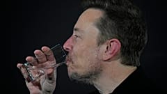 Elon Musk, Britanya yapay zeka zirvesinde