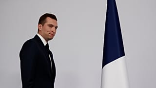 Jordan Bardella, presidente del partido francés de extrema derecha, Agrupación Nacional (AN)