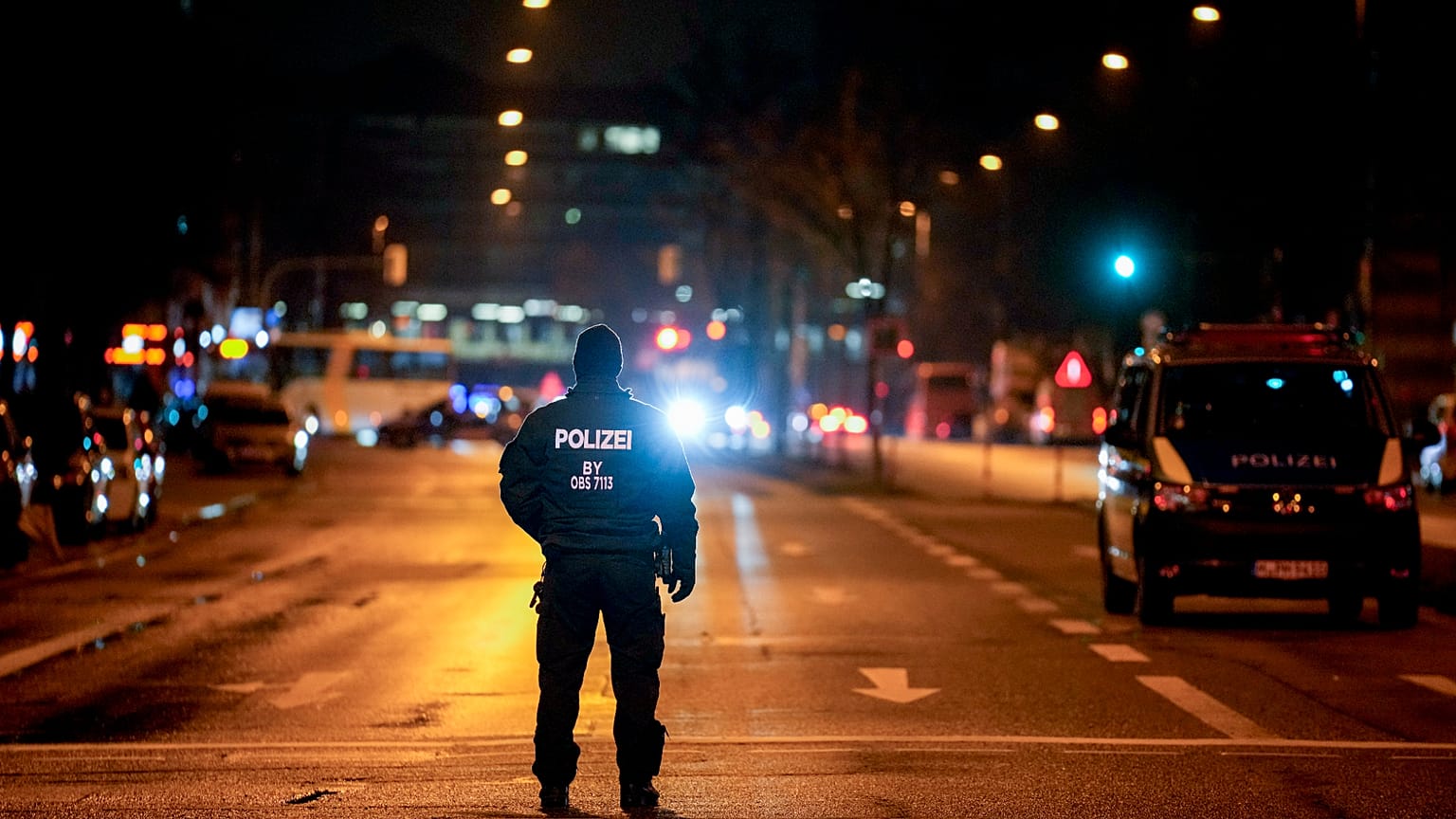 Homem gravemente ferido após esfaqueamento no Memorial do Holocausto em Berlim