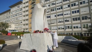Gemelli polikliniği dış cephe