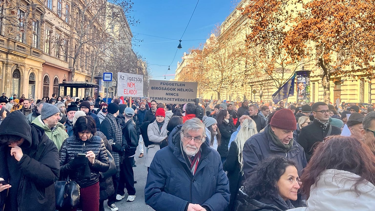 Tüntetés a független igazságszolgáltatásért Budapesten, 2025. február 22-én