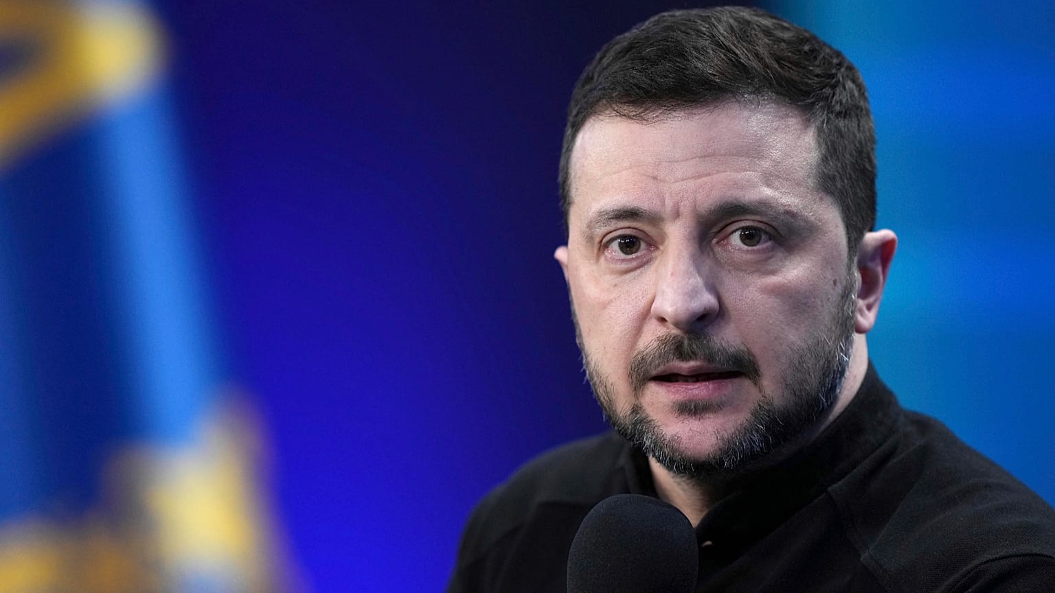 Volodimir Zelenszkij ukrán elnök a vasárnapi sajtótájékoztatóján