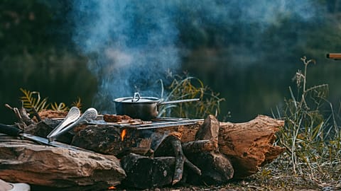 Volver a cocinar al aire libre con métodos ancestrales es el nuevo camino a seguir.