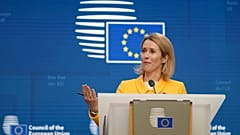 Chefe da política externa da União Europeia, Kaja Kallas, fala durante uma conferência de imprensa