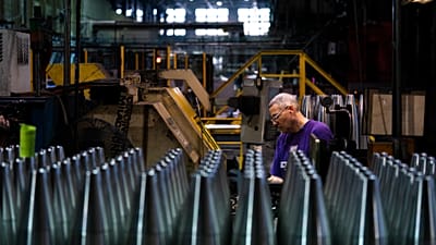 Im Jahr 2023 wird die Verteidigungsindustrie der EU rund 581.000 Arbeitsplätze und einen Umsatz von 158,8 Mrd. EUR generieren.