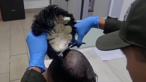 Packages of cocaine lining inside of wig, Cartagena, Colombia, 24.02.2025