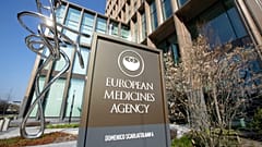 Außenansicht der Europäischen Arzneimittel-Agentur (EMA) im Geschäftsviertel von Amsterdam, Niederlande, am 20. April 2021.