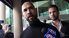 Die Influencer-Brüder Andrew und Tristan Tate kommen in Fort Lauderdale an, 27. Februar, 2025