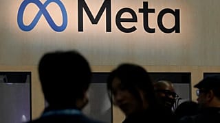 Besucher besuchen den Meta-Stand auf der Game Developers Conference in San Francisco am 22. März 2023.