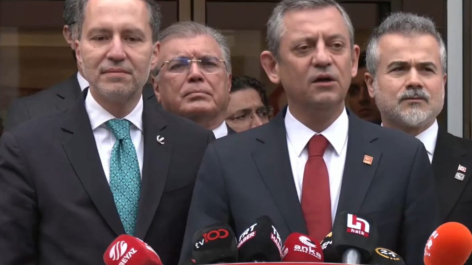 Özgür Özel
