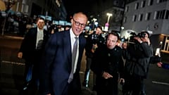 Friedrich Merz, Unions-Kanzlerkandidat und CDU-Bundesvorsitzender, kommt zur TV-Wahldebatte mit CDU-Spitzenkandidat Friedrich Merz am Sonntag, 9. Februar 2025, in Berlin.