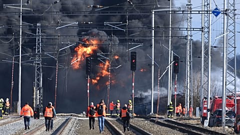 Accidente de tren con fuga de productos químicos inflamables en República Checa