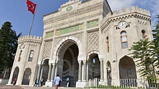 İstanbul Üniversitesi