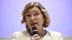 La vicepresidenta ejecutiva de la Comisión Europea, Henna Virkkunen, durante un encuentro con la prensa sobre la Comunicación del Plan de Acción de la UE sobre Seguridad