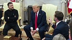 Ukrayna lideri Volodimir Zelenskiy (solda) ABD Başkanı Donald Trump (ortada) ABD Başkan Yardımcısı JD Vance (sağda)