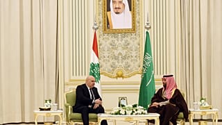 ولي العهد السعودي محمد بن سلمان والرئيس اللبناني جوزيف عون 