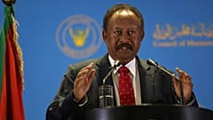 رئيس الوزراء السوداني السابق عبد الله حمدوك في الخرطوم، السودان، الاثنين، 8 فبراير/شباط 2021