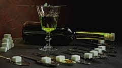 Una botella de absenta