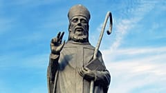 تمثال يصور القديس ملاخي