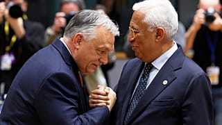 Macaristan Başbakanı Viktor Orban ile Avrupa Konseyi Başkanı Antonio Costa, 6 Mart 2025