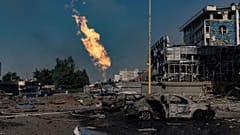 Rus saldırılarında gaz tesisleri de hasar alıyor.