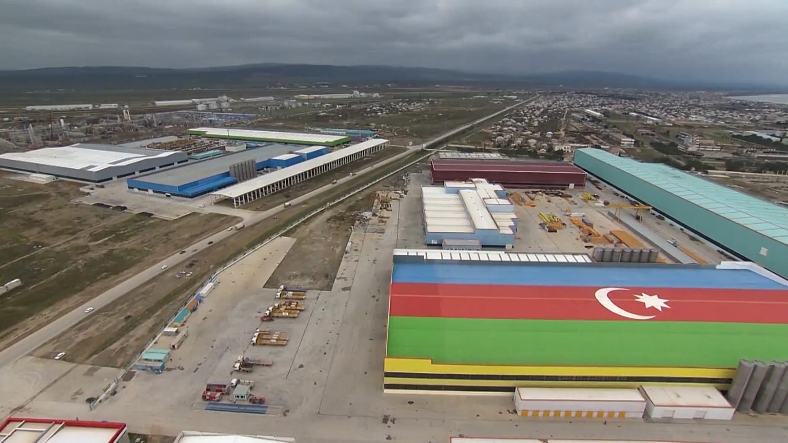 Come le zone industriali dell'Azerbaigian stanno trainando gli investimenti e le esportazioni