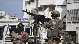 Suriye'nin yeni yönetimine bağlı güvenlik güçleri, Lazkiye kentinde konuşlandırılıyor, 7 Mart 2025