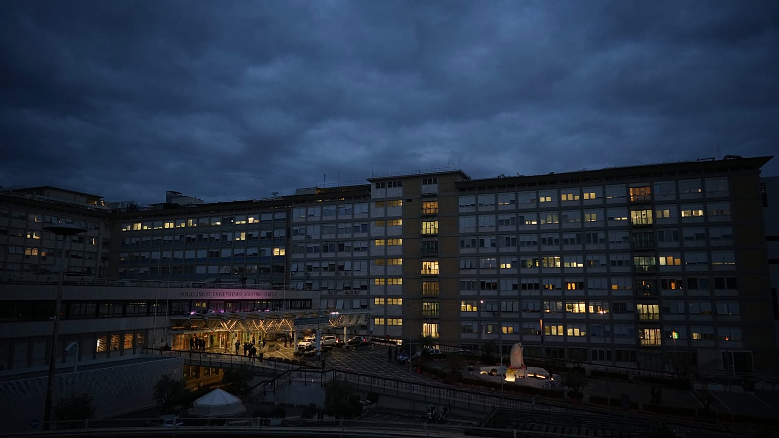 Esterno del policlinico Gemelli
