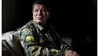 قائد قوات سوريا الديموقراطية مظلوم عبدي، في مدينة الحسكة شمال شرق سوريا، 2 فبراير 2025.