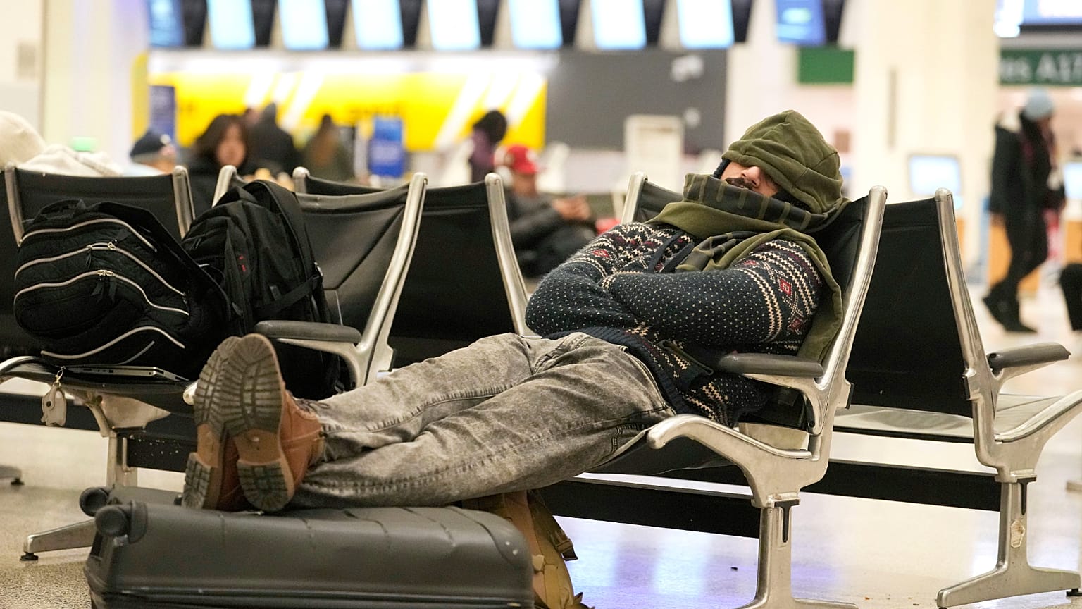 Οι νέες προτάσεις σημαίνουν ότι οι καθυστερήσεις πτήσεων θα πρέπει να είναι μεγαλύτερες για να μπορέσετε να διεκδικήσετε αποζημίωση.