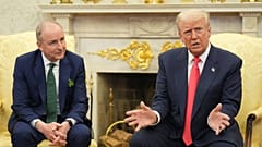 Trump mantiene un encuentro este miércoles en el Despacho Oval de la Casa Blanca con el primer ministro irlandés, en Washington (EE.UU),