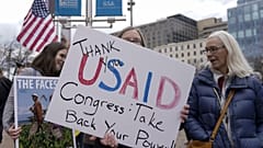 USAID-támogató tüntetők Washingtonban