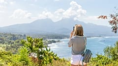 Alleinreisende müssen mitunter mehr als 2 000 Euro für ihr Urlaubspaket bezahlen, aber immer mehr Reisebüros sind auf Alleinreisende eingestellt.