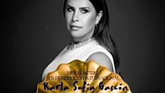 Karla Sofía Gascón habló de sus polémicas publicaciones en las redes sociales, en el pasado, al recoger un premio en España.