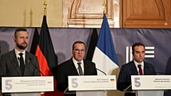 Die Verteidigungsminister Wladyslaw Kosiniak-Kamysz, Boris Pistorius und Sebastien Lecornu nahmen an einer Pressekonferenz in Paris teil