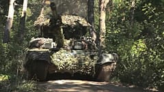 DATEI - Auf diesem Foto aus einem vom russischen Verteidigungsministerium am 17. August 2024 veröffentlichten Video ist ein russischer T-72B3M-Panzer an einem ungenannten Ort zu sehen.