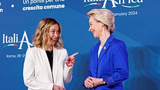 Τζόρτζια Μελόνι - Ούρσουλα φον ντερ Λάιεν