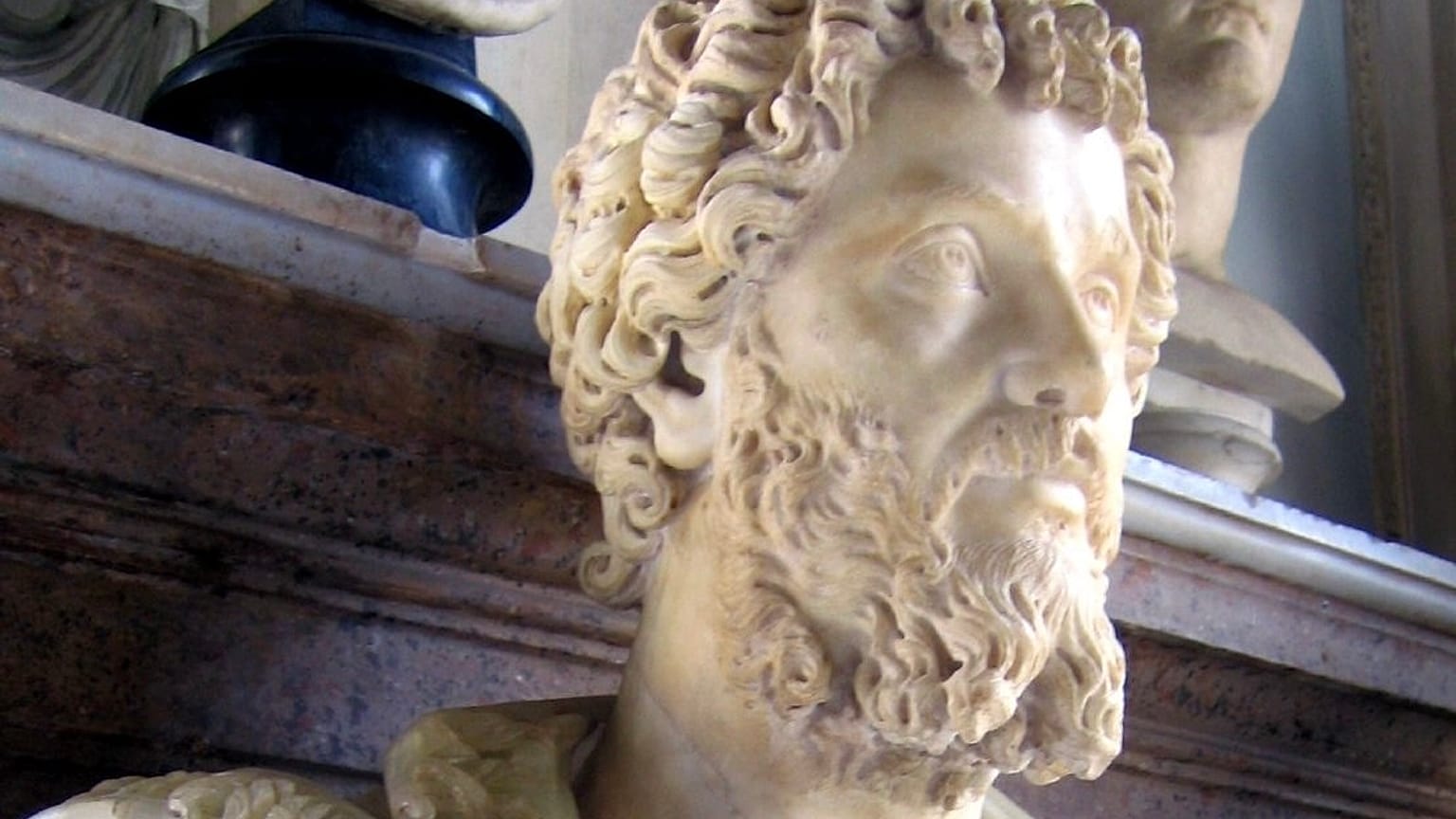 Septimius Severus heykeli.